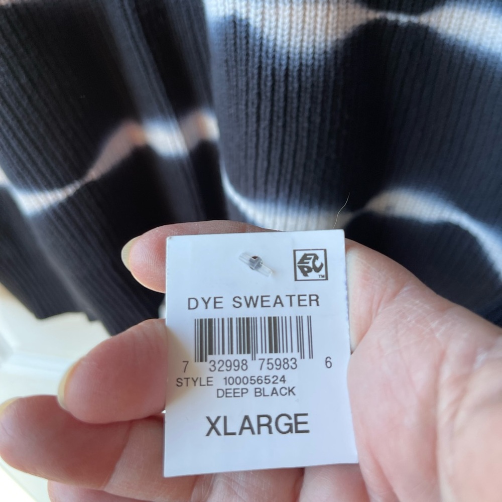Unique Sweater, NWT